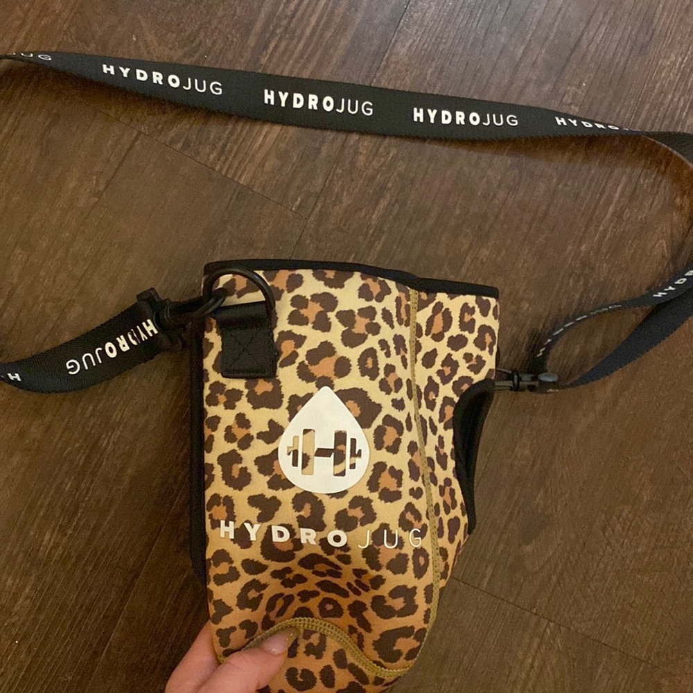 Hydrojug pro sleeve